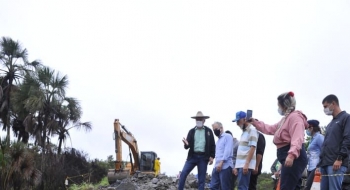 Governador pede que deputados consigam recursos federais para áreas afetadas pela chuva